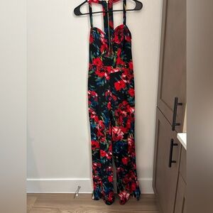 Stunning Foral Jumpsuit